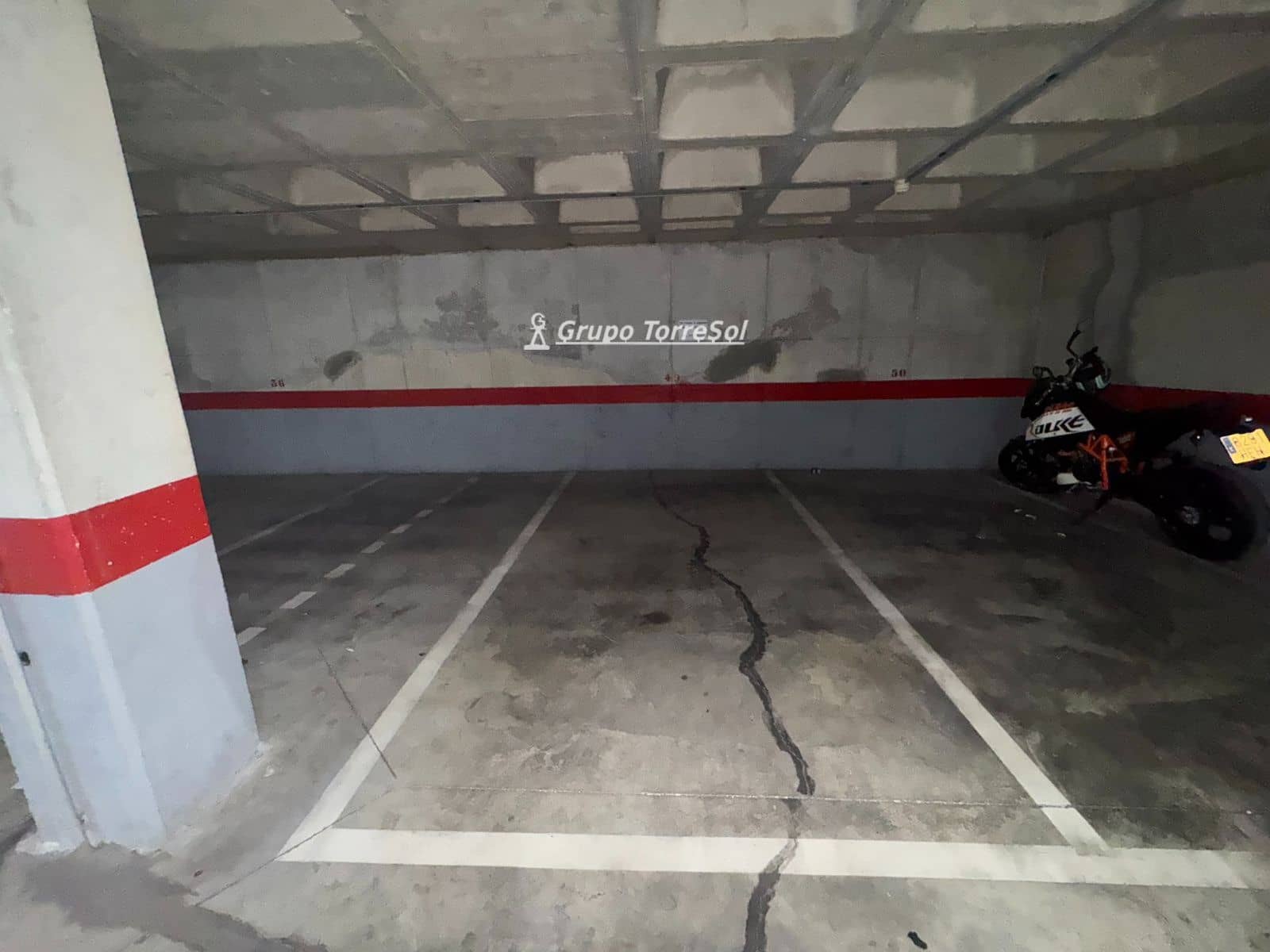 Garage for sale in Elche / Elx - € 13,000 (Ref: 10009629)