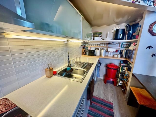 1 slaapkamer Flat te koop in Barcelona stad - € 339.000 (Ref: 10011881)