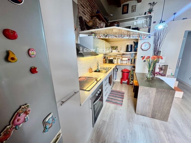 1 slaapkamer Flat te koop in Barcelona stad - € 339.000 (Ref: 10011881)