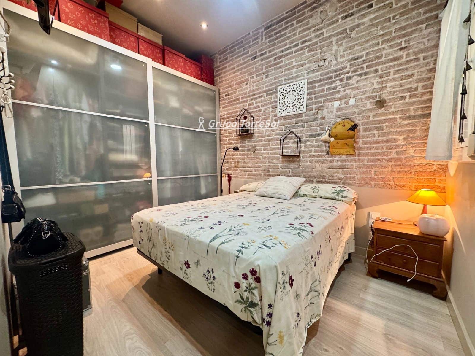 1 slaapkamer Flat te koop in Barcelona stad - € 339.000 (Ref: 10011881)