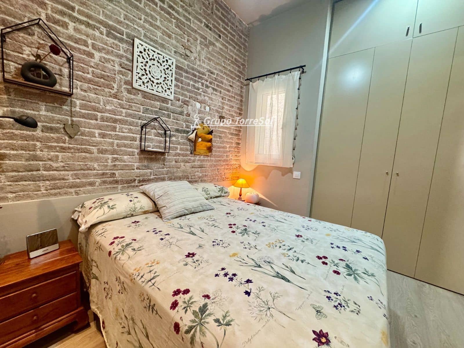 1 slaapkamer Flat te koop in Barcelona stad - € 339.000 (Ref: 10011881)