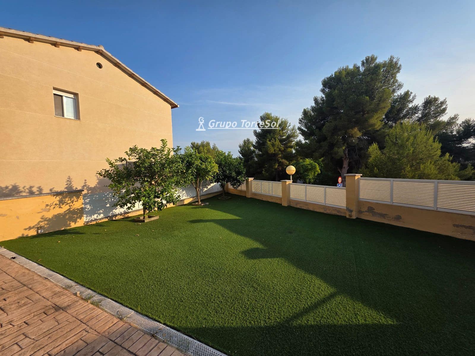 3 Zimmer Villa zu verkaufen in La Pobla de Montornes mit Garage - 249.000 € (Ref: 10014961)