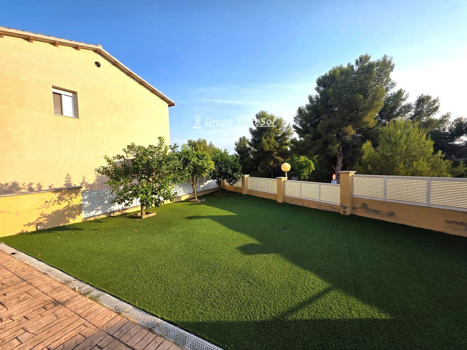 3 bedroom Villa for sale in La Pobla de Montornes with garage - € 249,000 (Ref: 10014961)