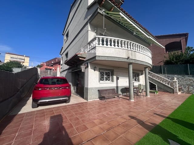 4 camera da letto Villa in vendita in El Vendrell con piscina garage - 395.200 € (Rif: 10021853)