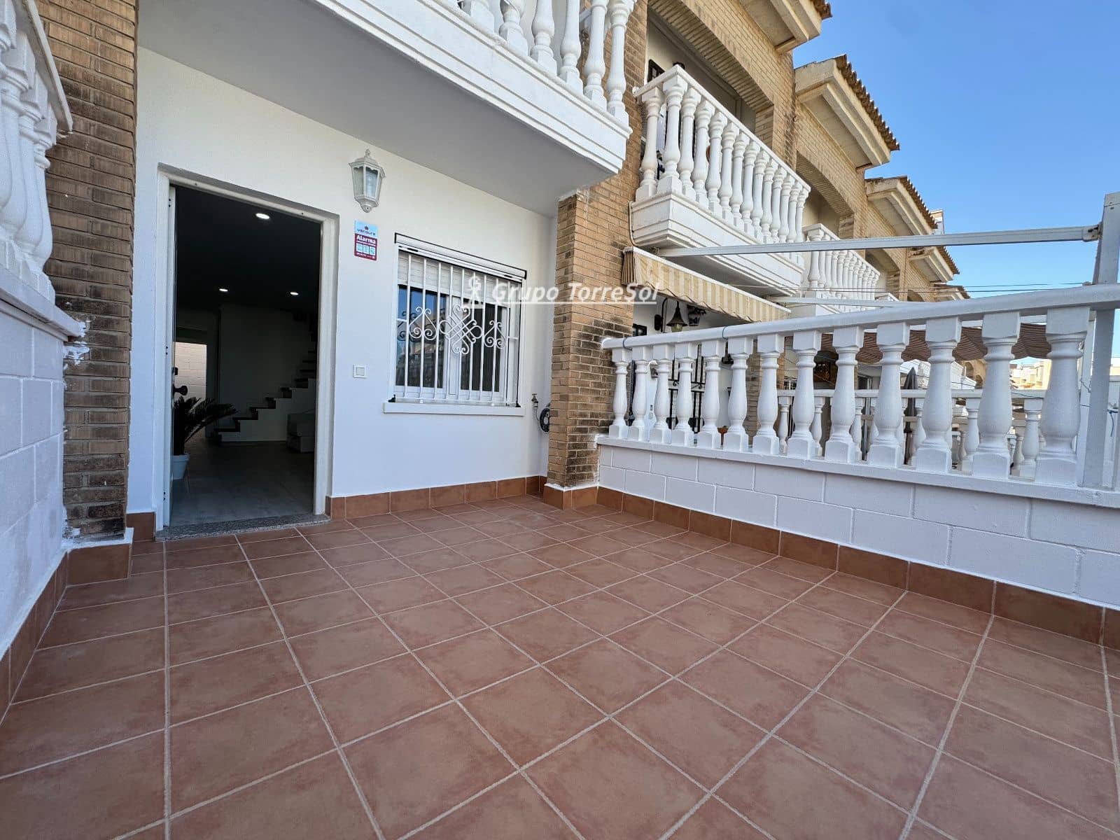 2 chambre Maison de Ville à vendre à Elche / Elx avec piscine garage - 346 000 € (Ref: 10021854)