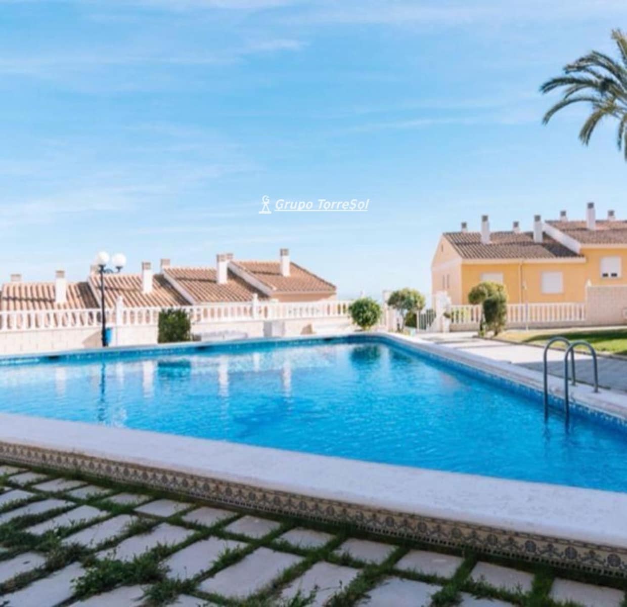 2 bedroom Townhouse for sale in Elche / Elx with pool garage - € 346,000 (Ref: 10021854)