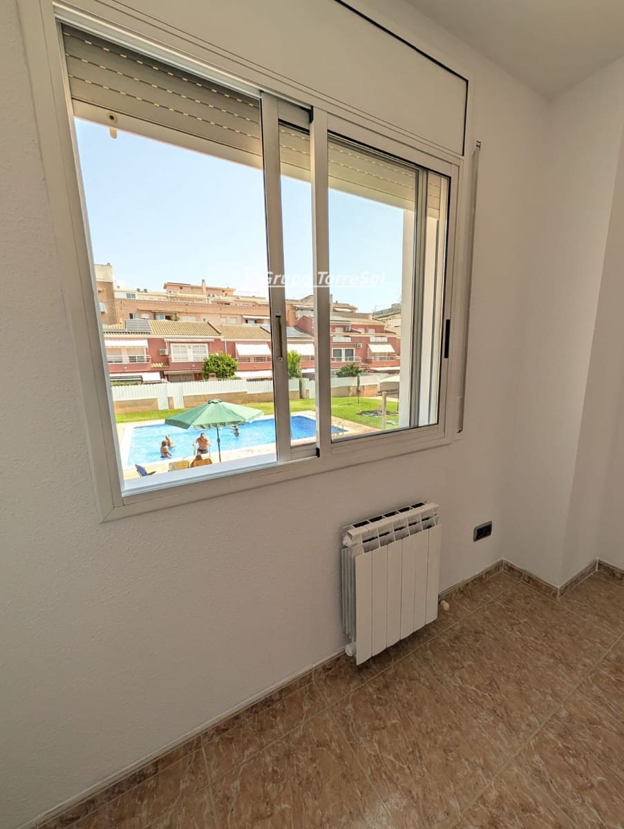4 camera da letto Casa in vendita in El Vendrell con piscina garage - 399.000 € (Rif: 10025975)