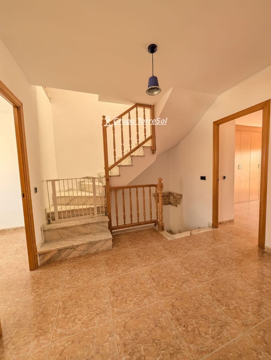 4 camera da letto Casa in vendita in El Vendrell con piscina garage - 399.000 € (Rif: 10025975)