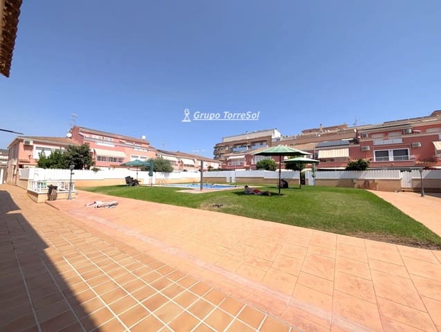 4 camera da letto Casa in vendita in El Vendrell con piscina garage - 399.000 € (Rif: 10025975)