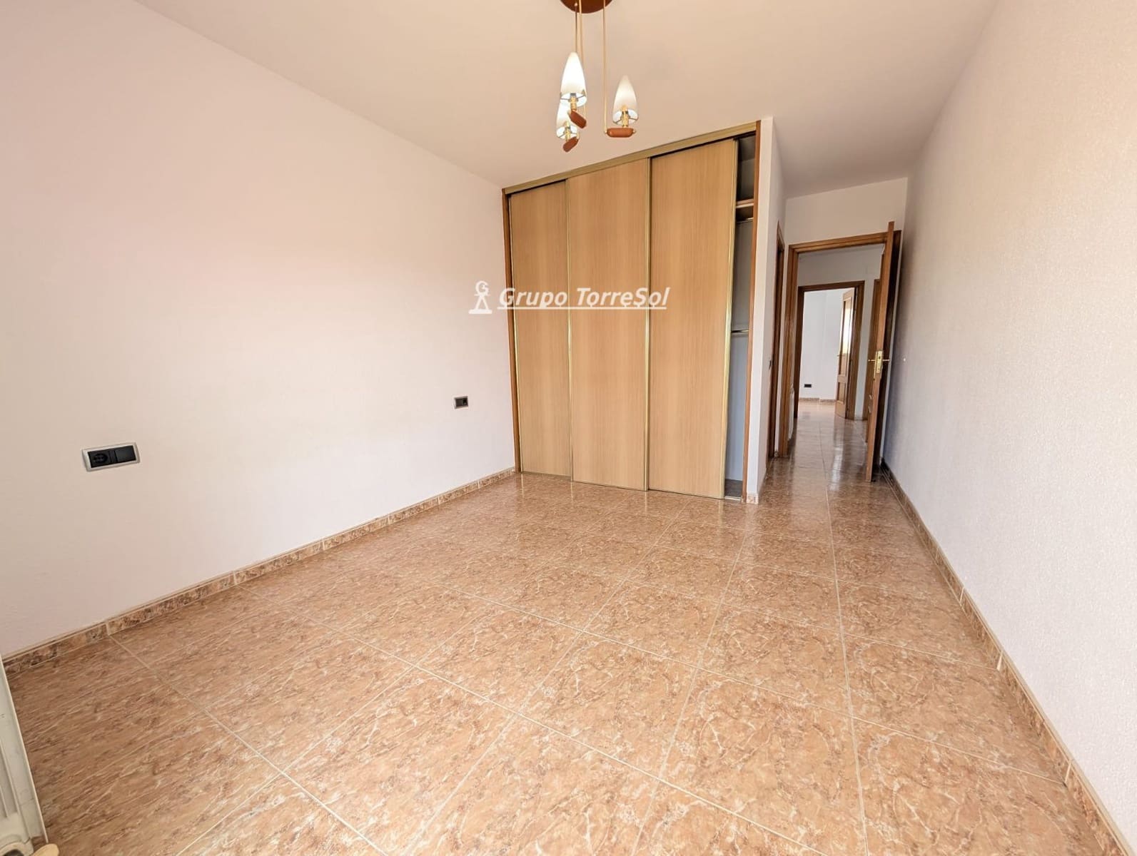 4 camera da letto Casa in vendita in El Vendrell con piscina garage - 399.000 € (Rif: 10025975)