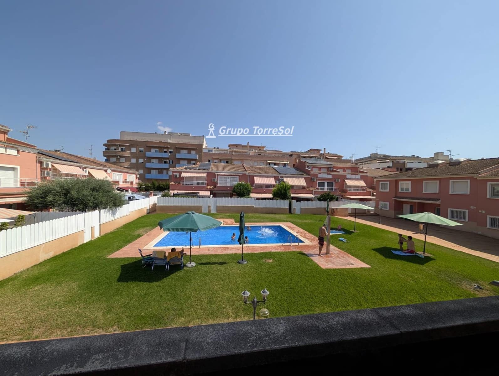 4 camera da letto Casa in vendita in El Vendrell con piscina garage - 399.000 € (Rif: 10025975)