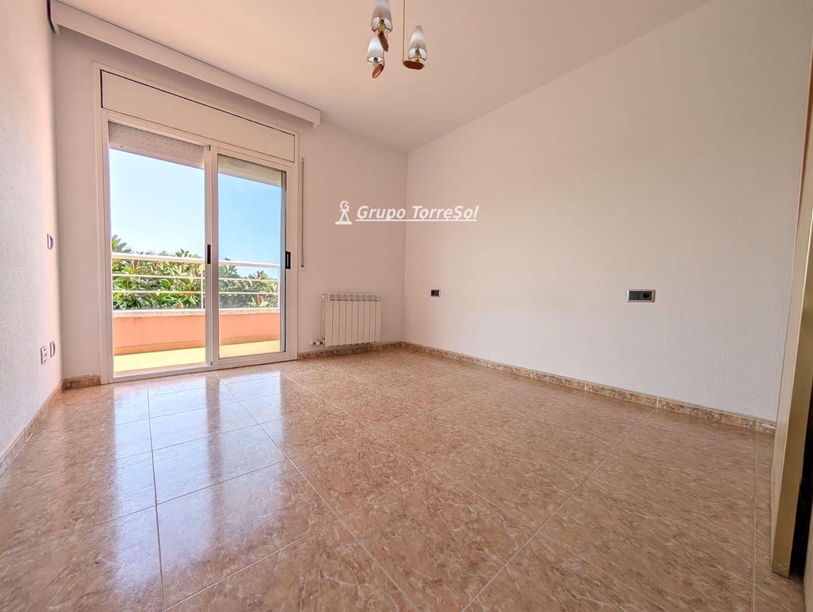 4 camera da letto Casa in vendita in El Vendrell con piscina garage - 399.000 € (Rif: 10025975)