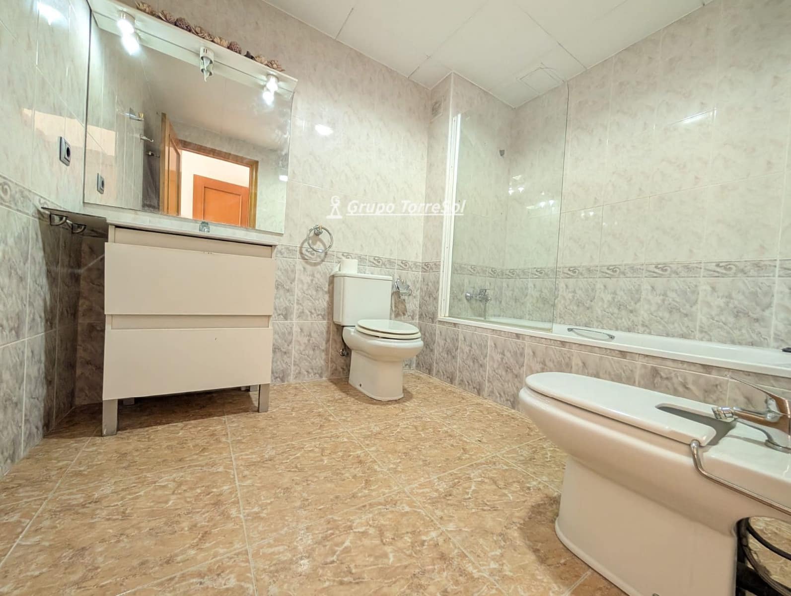 4 camera da letto Casa in vendita in El Vendrell con piscina garage - 399.000 € (Rif: 10025975)
