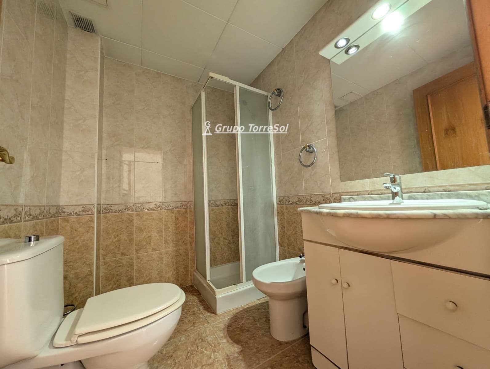 4 camera da letto Casa in vendita in El Vendrell con piscina garage - 399.000 € (Rif: 10025975)