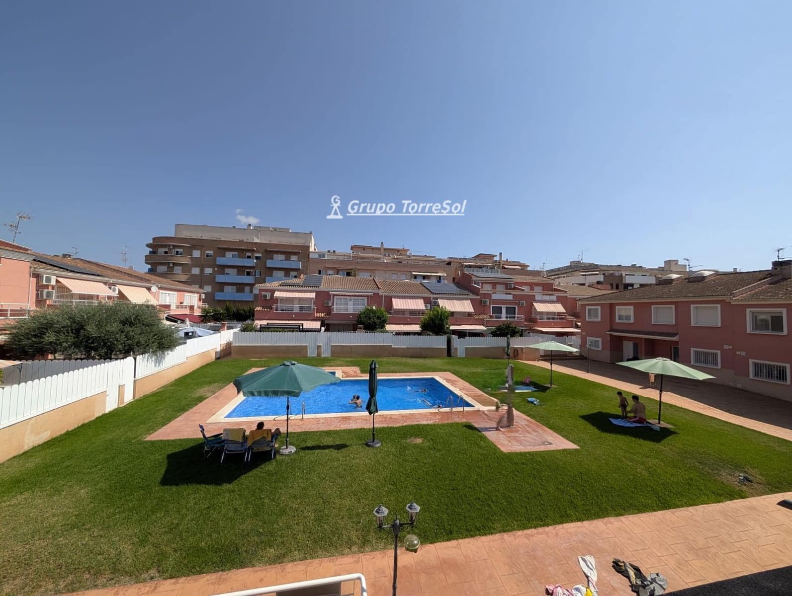 4 camera da letto Casa in vendita in El Vendrell con piscina garage - 399.000 € (Rif: 10025975)
