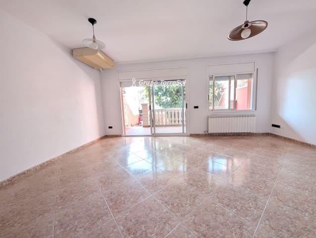 4 camera da letto Casa in vendita in El Vendrell con piscina garage - 399.000 € (Rif: 10025975)