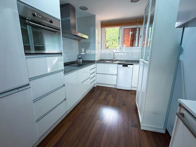 2 makuuhuone Asunto myytävänä paikassa El Vendrell mukana uima-altaan - 189 000 € (Ref: 10027550)