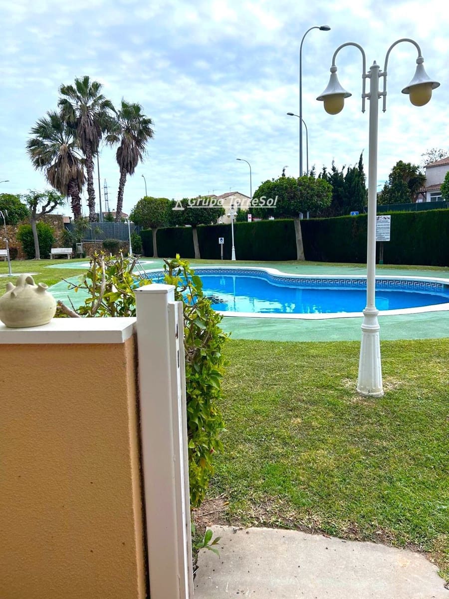 2 quarto Apartamento para venda em La Pobla de Montornes com piscina - 185 000 € (Ref: 10027667)