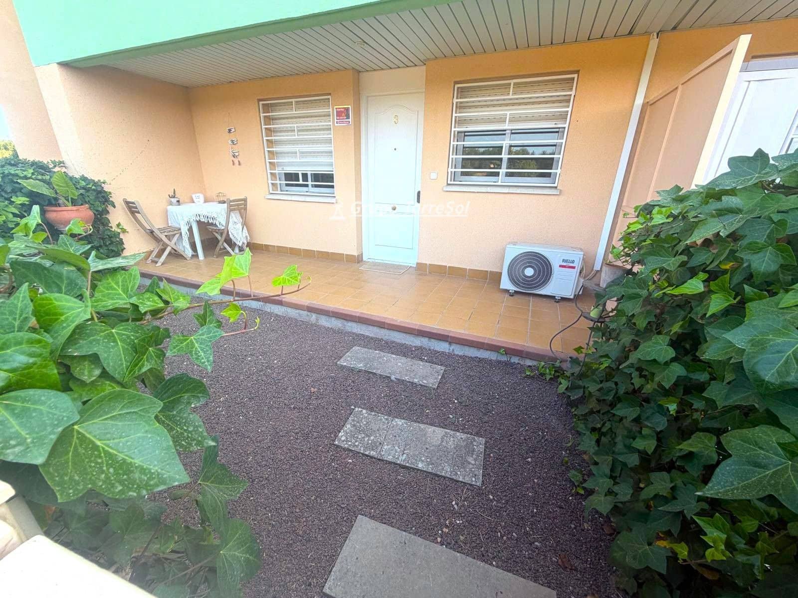 2 quarto Apartamento para venda em La Pobla de Montornes com piscina - 185 000 € (Ref: 10027667)