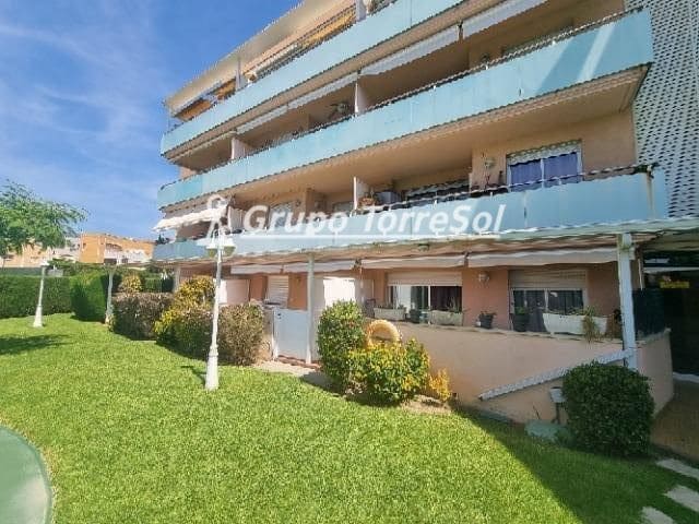 2 slaapkamer Flat te koop in La Pobla de Montornès met zwembad - € 185.000 (Ref: 10027668)