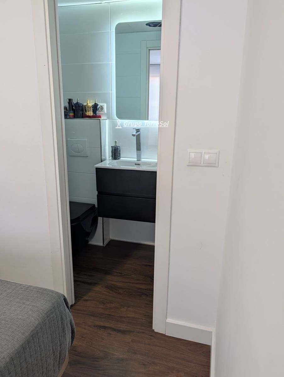 4 sovrum Lägenhet till salu i Elche / Elx med garage - 205 000 € (Ref: 10041447)