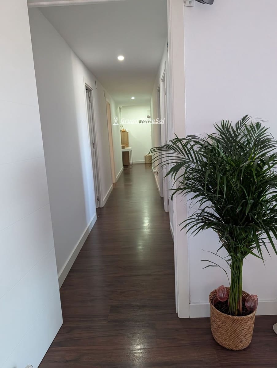 4 sovrum Lägenhet till salu i Elche / Elx med garage - 205 000 € (Ref: 10041447)