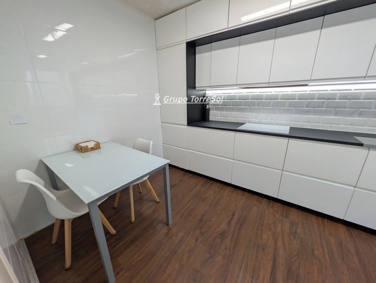 4 sovrum Lägenhet till salu i Elche / Elx med garage - 205 000 € (Ref: 10041447)