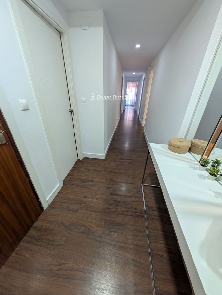 4 sovrum Lägenhet till salu i Elche / Elx med garage - 205 000 € (Ref: 10041447)
