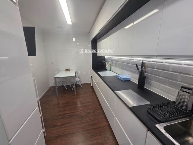 4 Zimmer Wohnung zu verkaufen in Elche / Elx mit Garage - 198.500 € (Ref: 10041447)