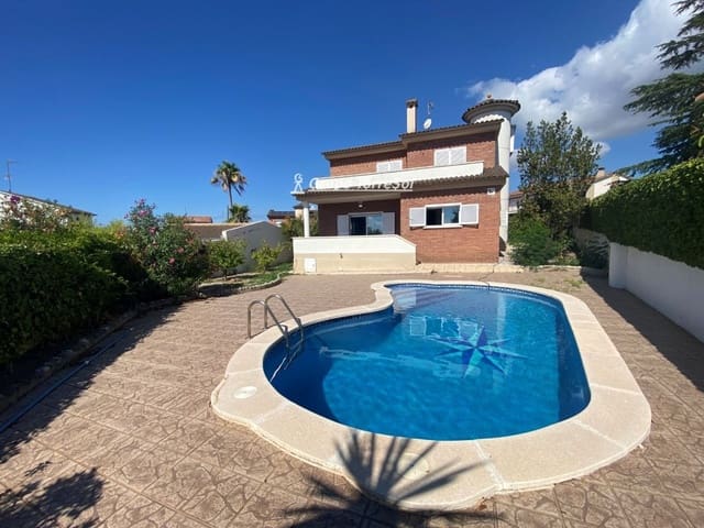 4 Zimmer Villa zu verkaufen in Segur de Calafell, Calafell mit Pool Garage - 572.000 € (Ref: 10041836)