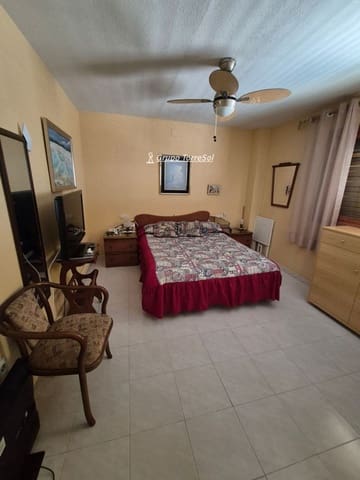 5 sovrum Villa till salu i Santa Pola med garage - 500 000 € (Ref: 10041839)