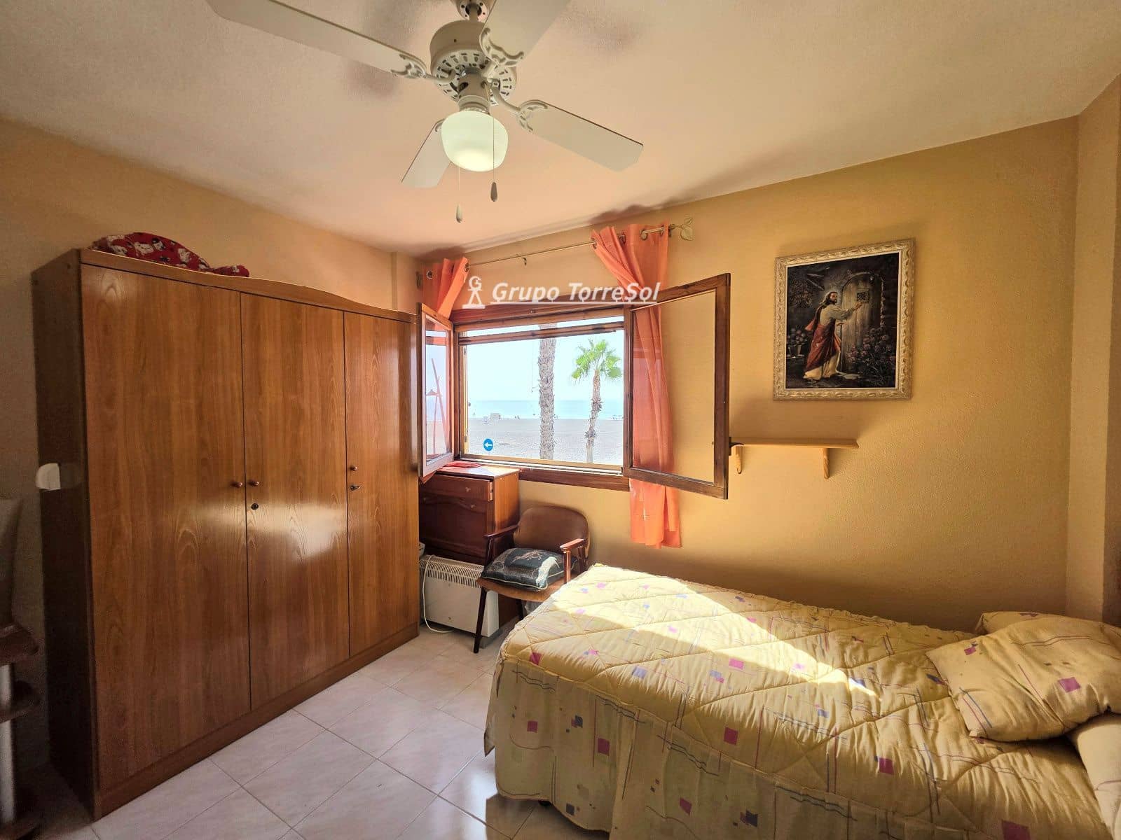 5 bedroom Villa for sale in Santa Pola with garage - € 499,900 (Ref: 10041839)