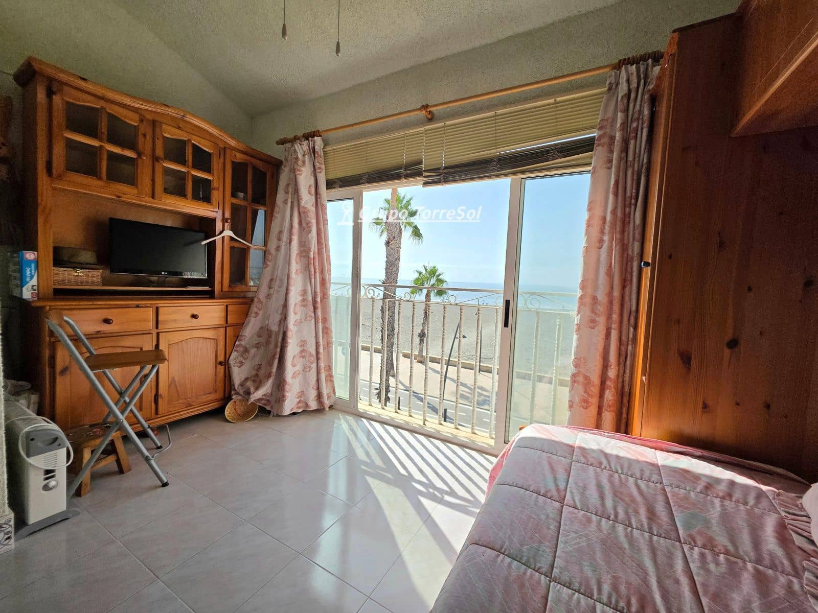5 bedroom Villa for sale in Santa Pola with garage - € 499,900 (Ref: 10041839)