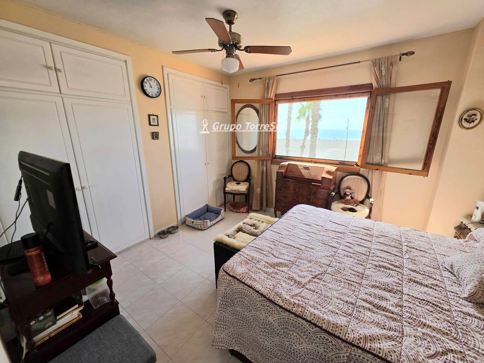 5 bedroom Villa for sale in Santa Pola with garage - € 499,900 (Ref: 10041839)