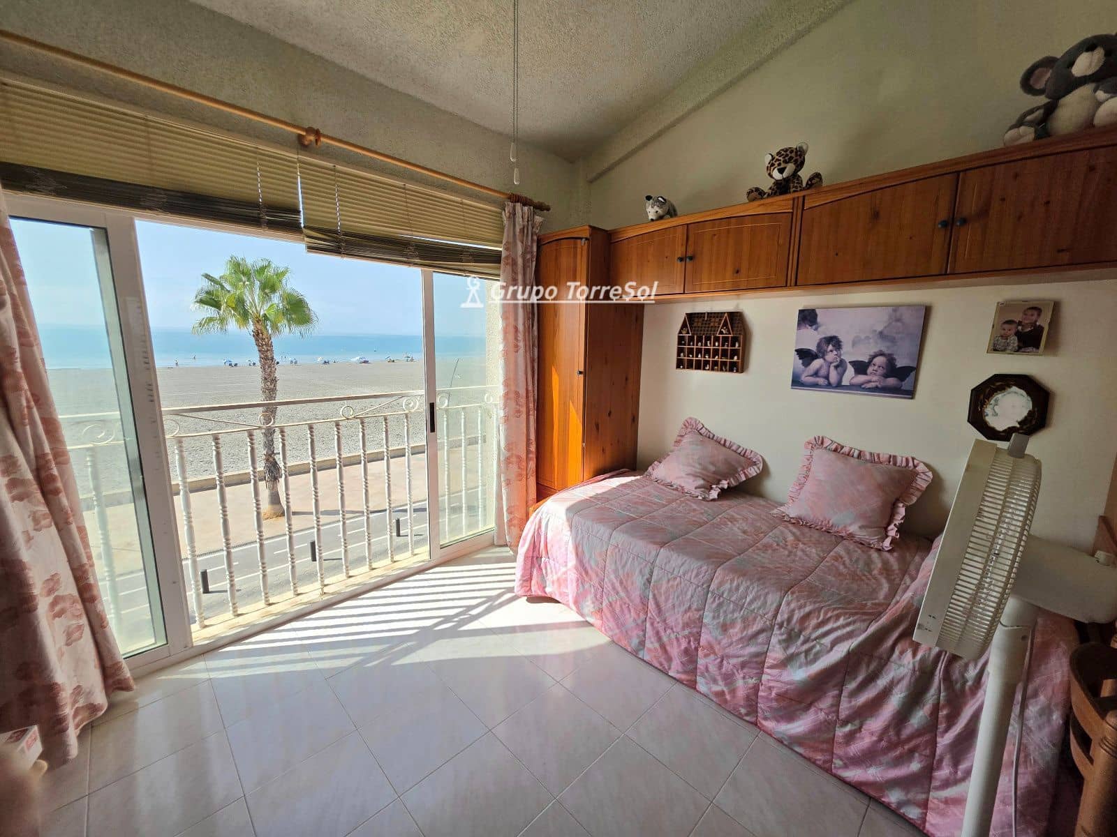 5 bedroom Villa for sale in Santa Pola with garage - € 499,900 (Ref: 10041839)