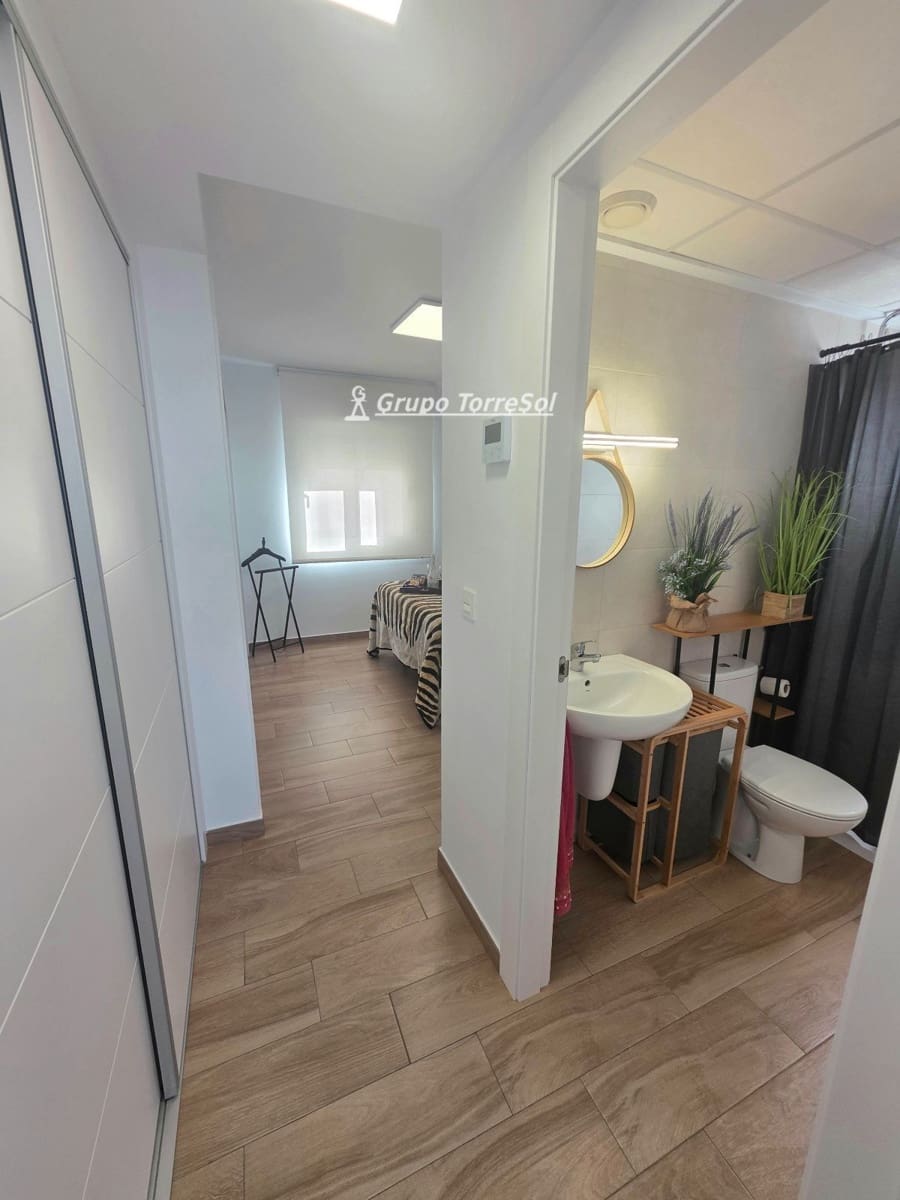 2 makuuhuone Huvila myytävänä paikassa Santa Pola mukana uima-altaan 
autotalli - 330 000 € (Ref: 10046788)