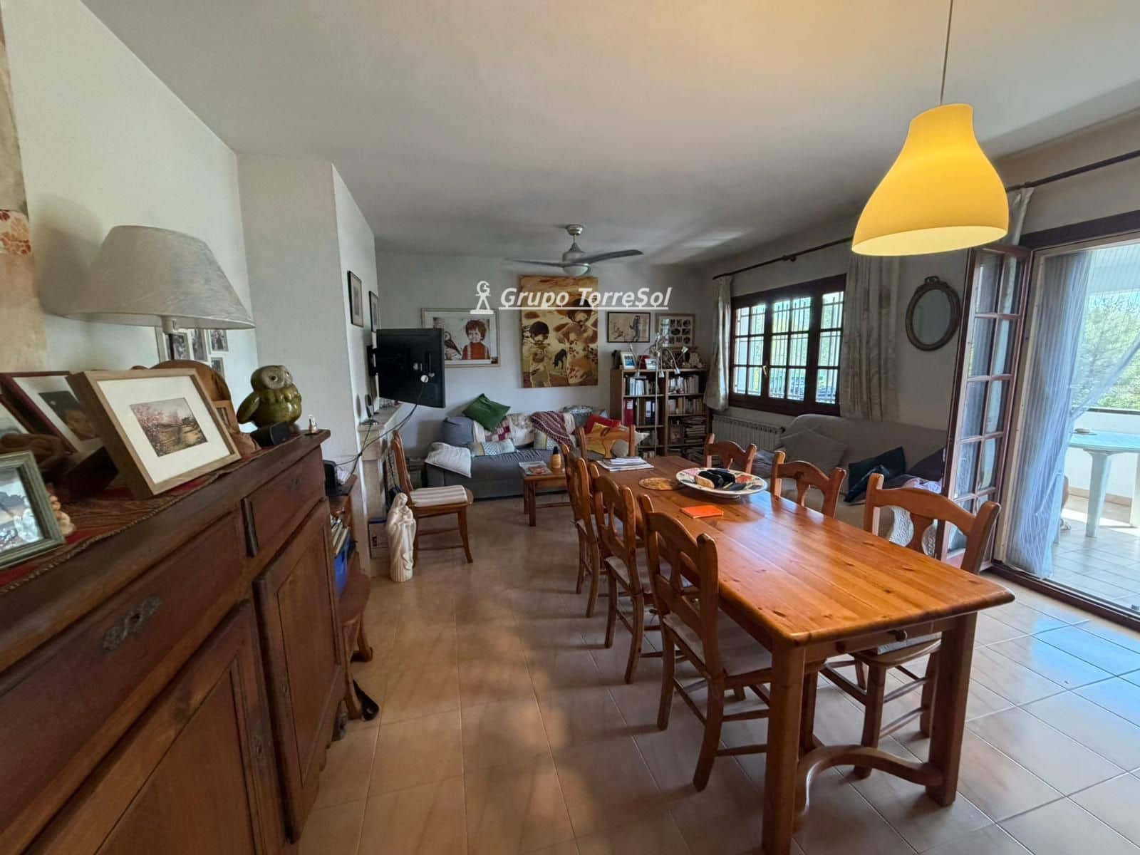 4 soverom Villa til salgs i El Vendrell med svømmebasseng garasje - € 359 000 (Ref: 10054430)