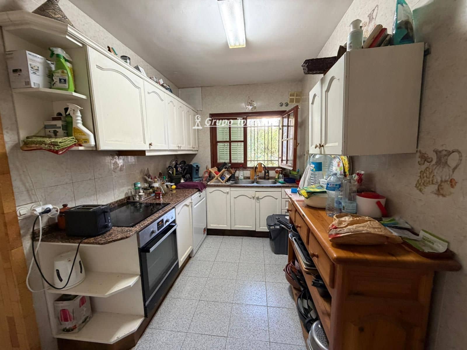 4 soverom Villa til salgs i El Vendrell med svømmebasseng garasje - € 359 000 (Ref: 10054430)