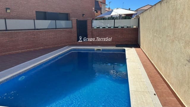 1 Zimmer Penthouse zu verkaufen in Segur de Calafell, Calafell mit Pool Garage - 170.000 € (Ref: 10057168)