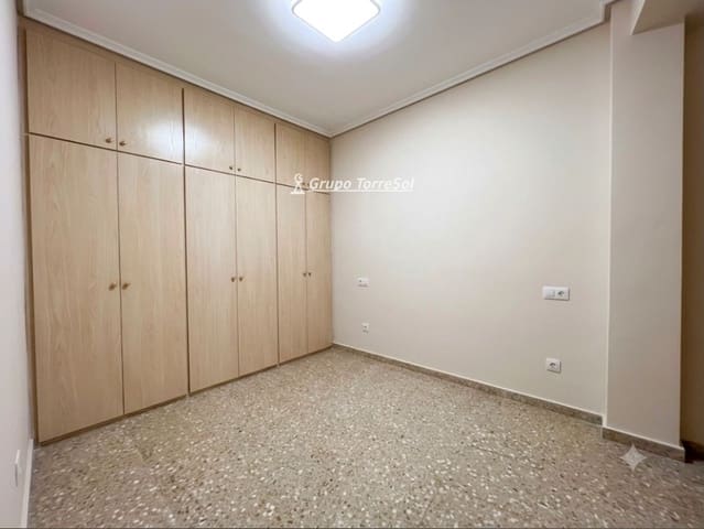 Ático de 5 habitaciones en Elche / Elx en venta - 229.000 € (Ref: 10057352)