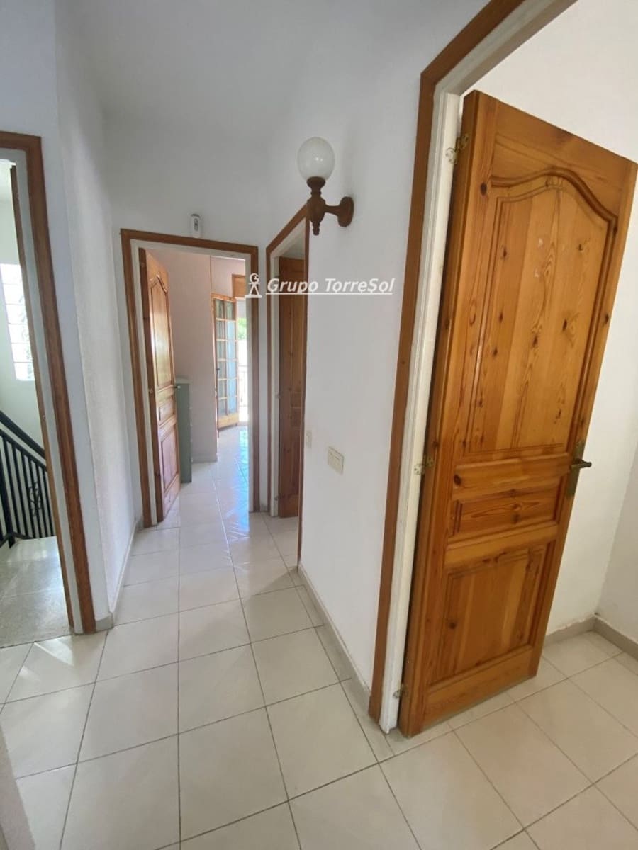 3 slaapkamer Villa te koop in Segur de Calafell met garage - € 258.000 (Ref: 10057719)