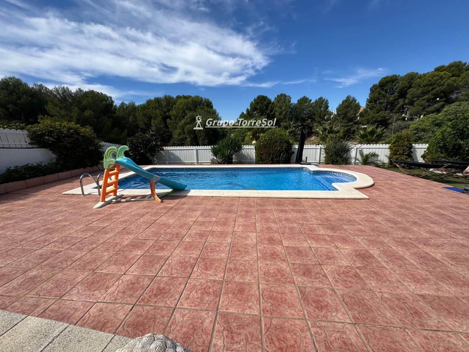 4 soveværelse Villa til salg i La Pobla de Montornes med swimmingpool garage - € 319.990 (Ref: 10070130)