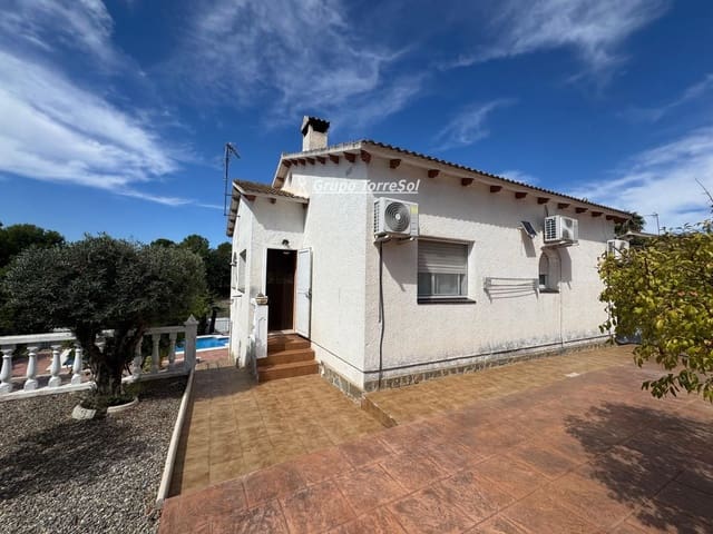 4 soveværelse Villa til salg i La Pobla de Montornès med swimmingpool garage - € 319.990 (Ref: 10070130)