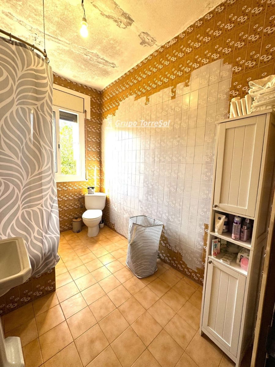 7 Zimmer Villa zu verkaufen in Torredembarra mit Garage - 550.000 € (Ref: 10076944)