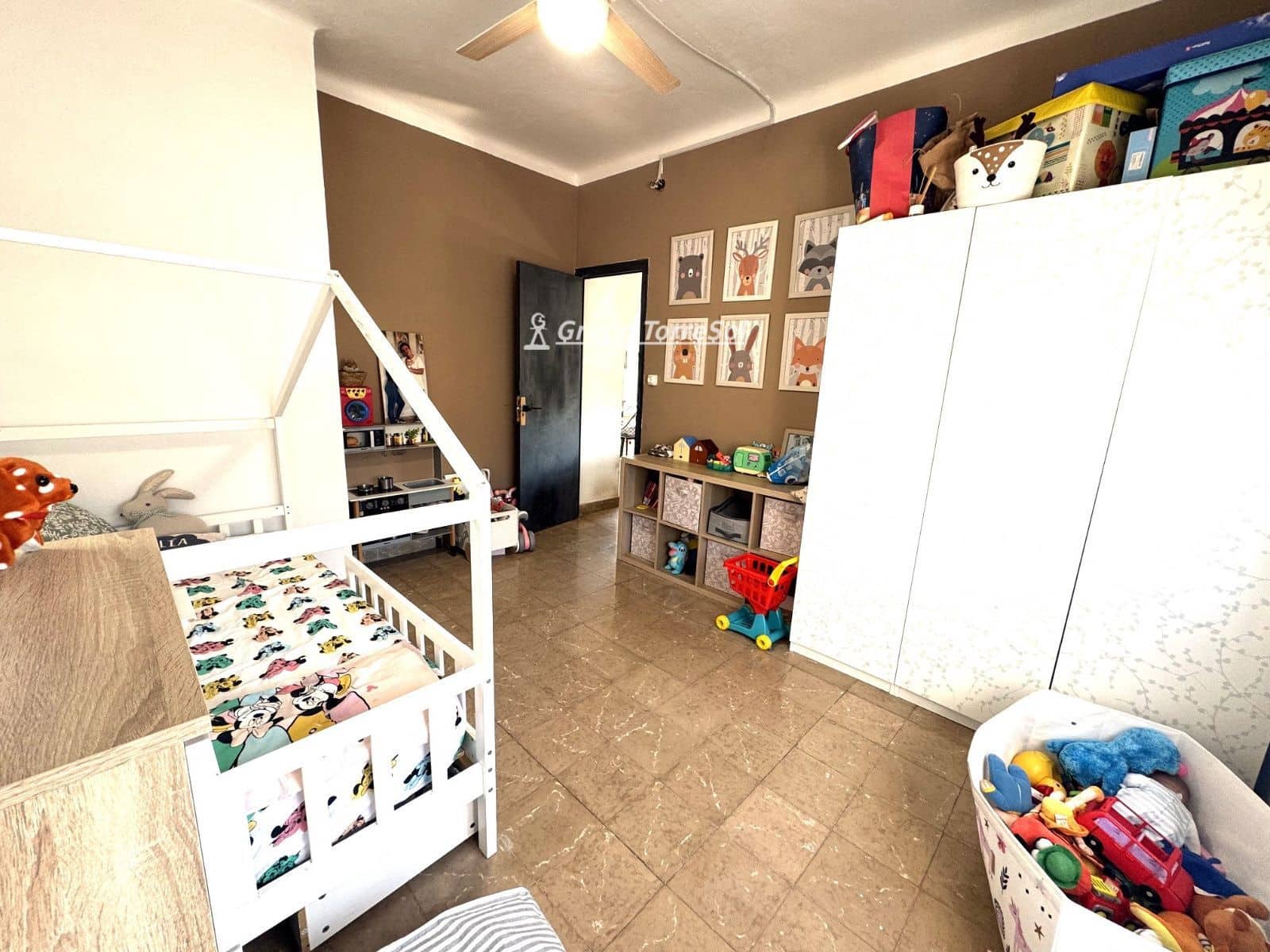 7 Zimmer Villa zu verkaufen in Torredembarra mit Garage - 550.000 € (Ref: 10076944)