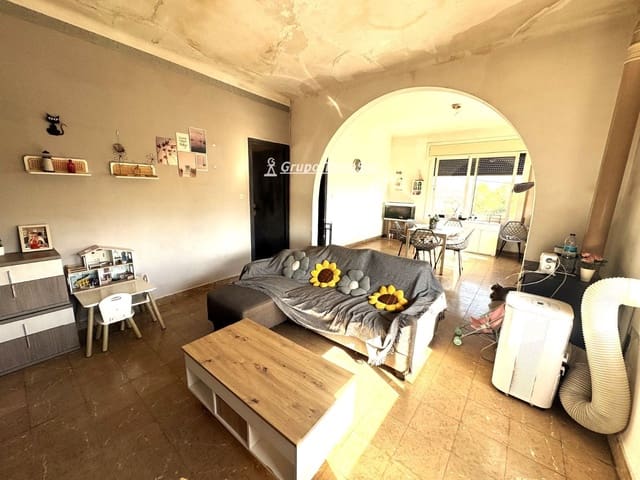 7 Zimmer Villa zu verkaufen in Torredembarra mit Garage - 550.000 € (Ref: 10076944)