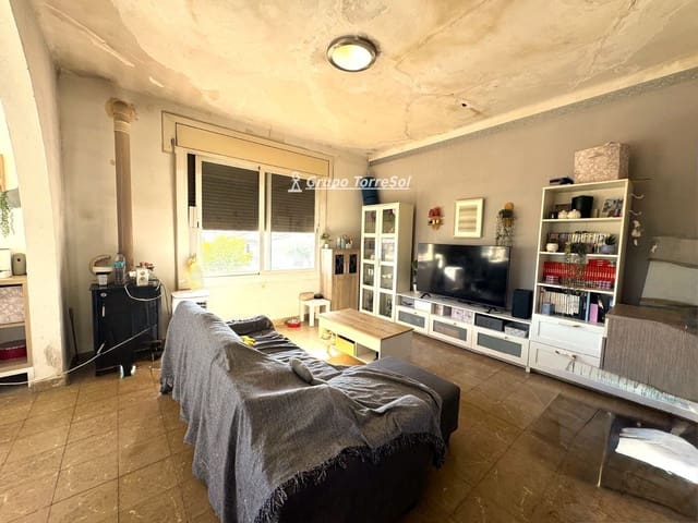 7 Zimmer Villa zu verkaufen in Torredembarra mit Garage - 550.000 € (Ref: 10076944)
