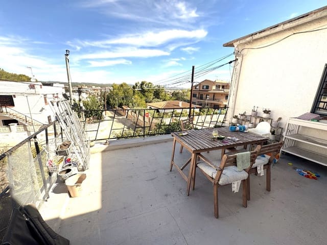 7 Zimmer Villa zu verkaufen in Torredembarra mit Garage - 550.000 € (Ref: 10076944)