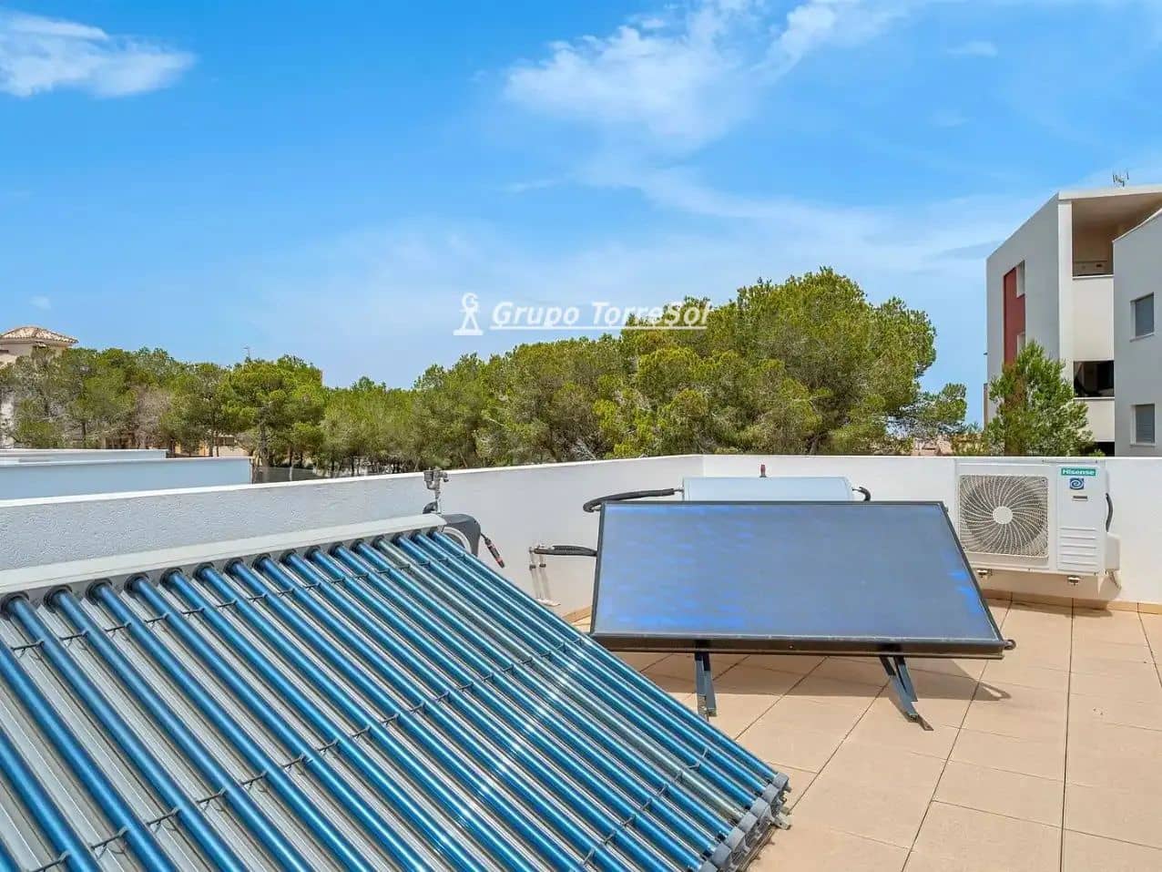 Chalet de 3 habitaciones en Orihuela en venta con piscina garaje - 729.000 € (Ref: 10077241)