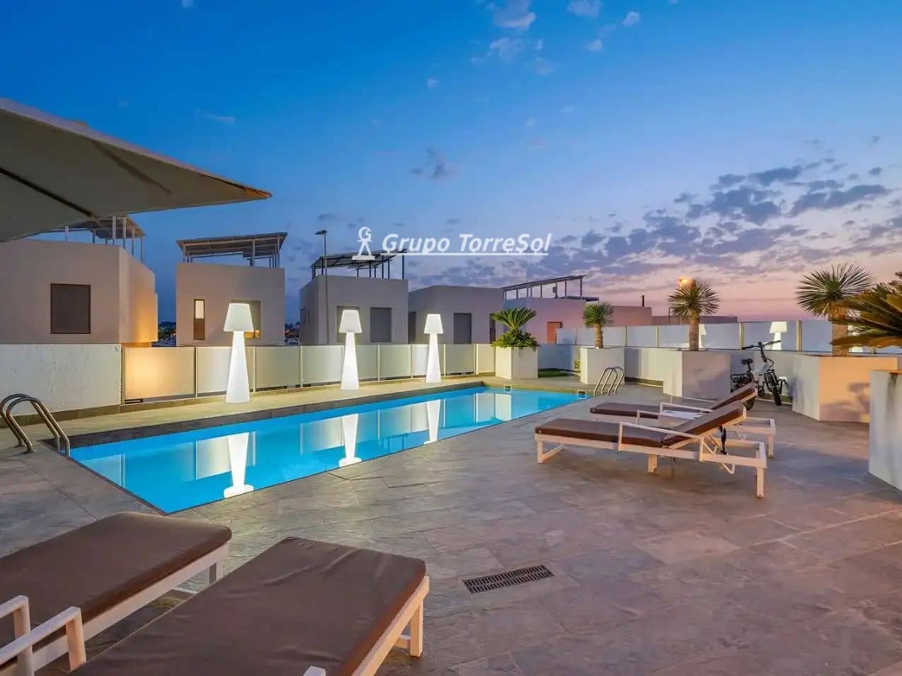 Chalet de 3 habitaciones en Orihuela en venta con piscina garaje - 729.000 € (Ref: 10077241)